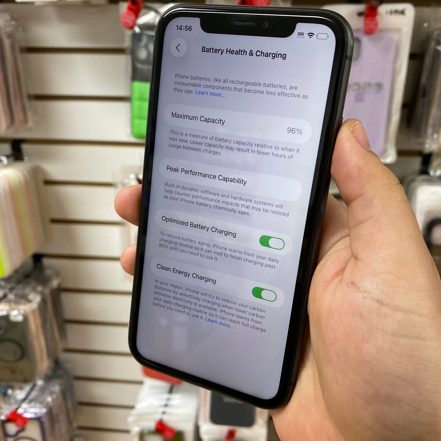 Pre-Owned iPhone 11 128GB Black Unlocked - Grade B