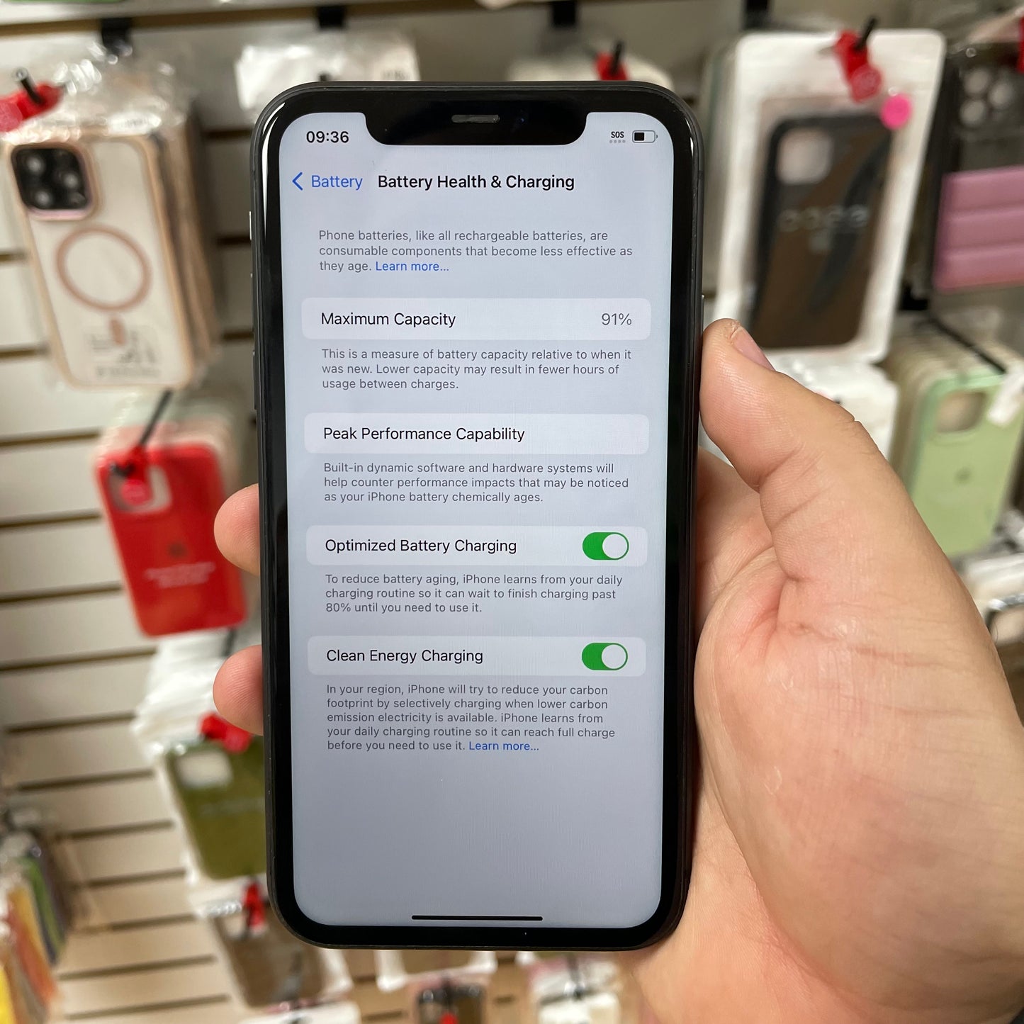 Pre-Owned iPhone 11 64GB Black Unlocked - Grade B